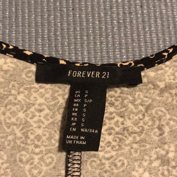 Forever 21 Long-sleeved Dress - Picture 4 of 4